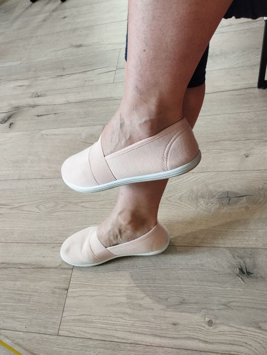 Różowe baleriny półbuty trampki espadryle 38