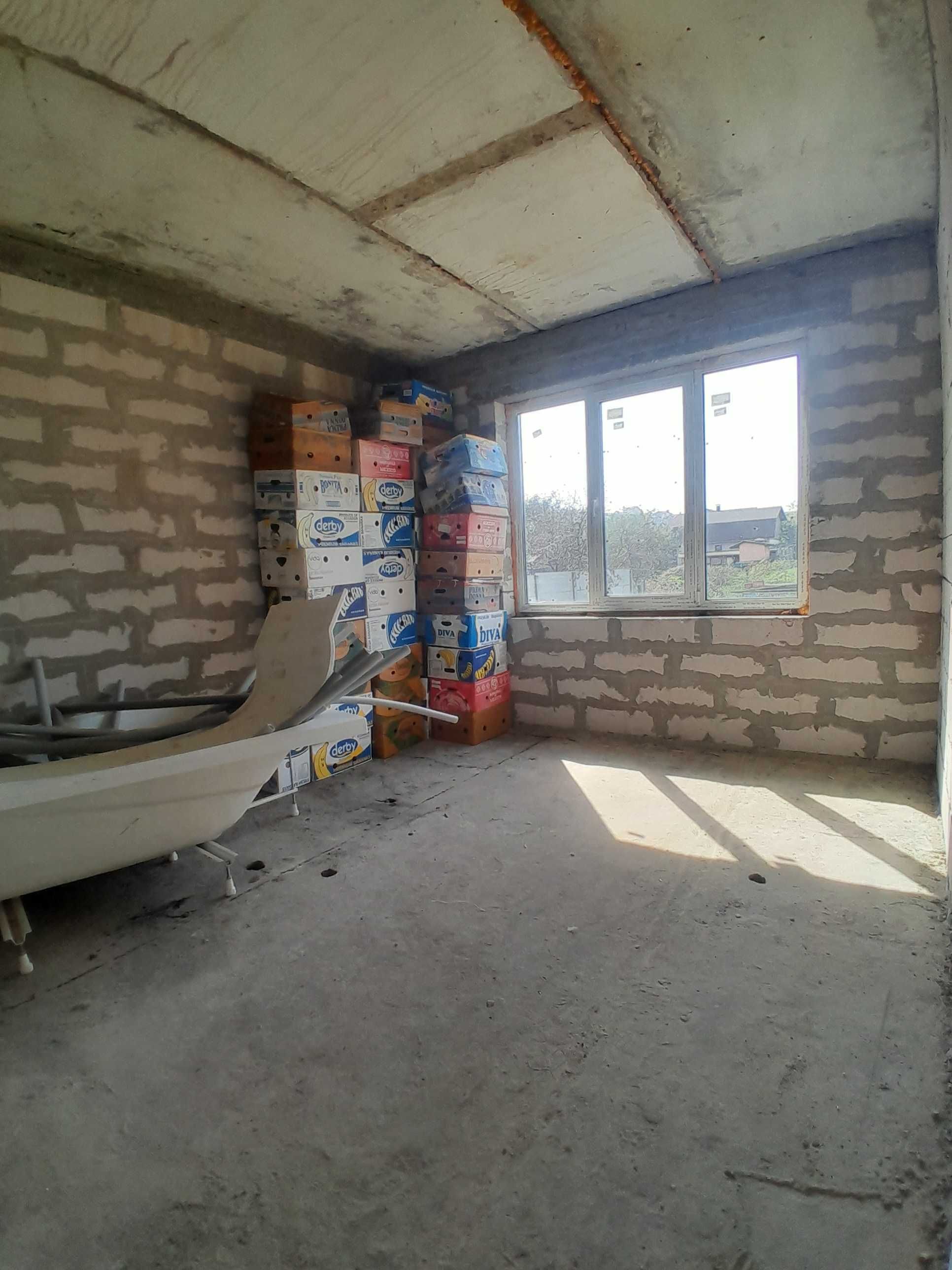 Продаж будинку 210 м2 на 10сотках. Центр!