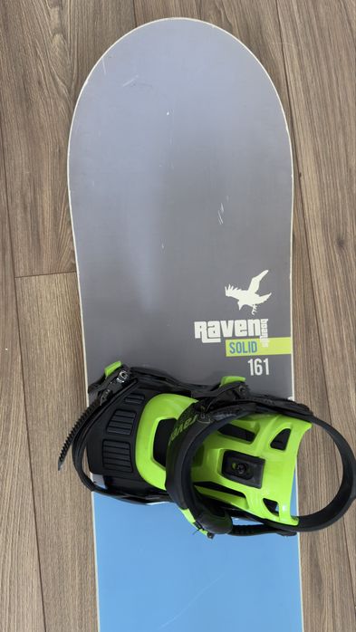 Snowbard Raven Solid 161 z wiązaniami