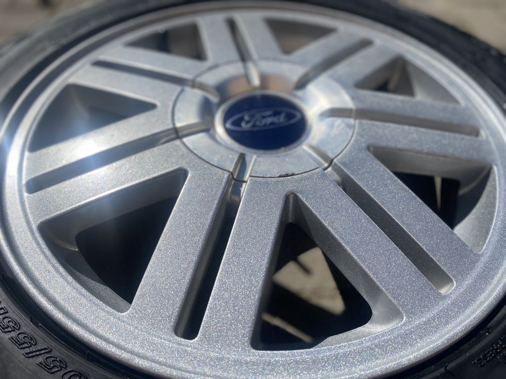 Ford felgi + opony letnie 205/55 r 16 orginal