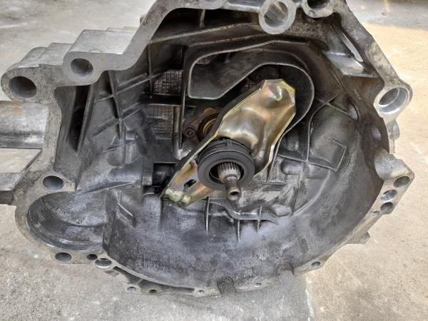 Caixa de velocidades manual AUDI A4 Avant (8D5, B5)