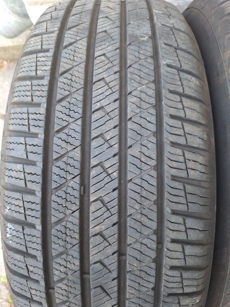 225/60R17 Vredestein Całoroczne 2szt. Stan bdb/dbr.