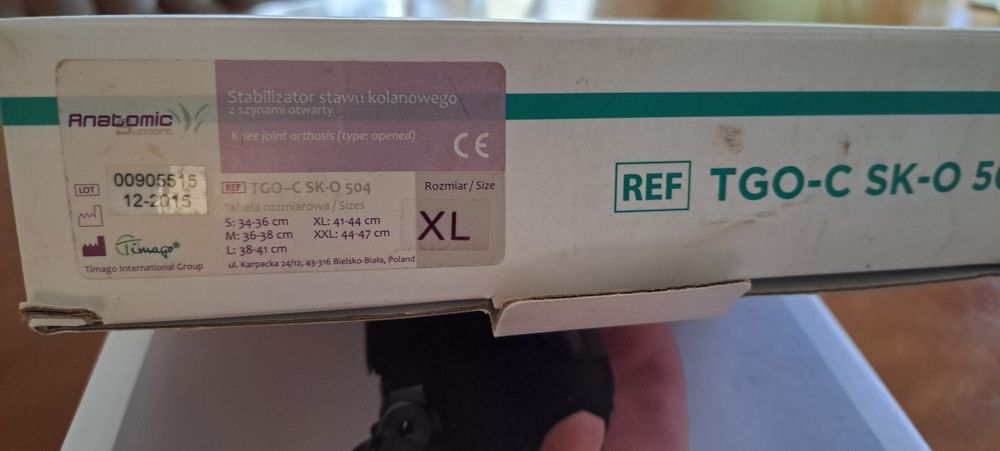 Stabilizator stawu skokowego z szynami otwarty