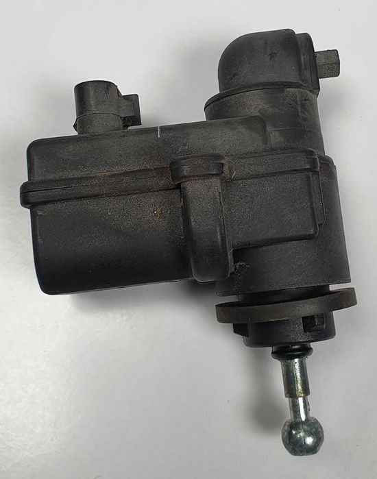 SILNICZEK REGULACJI ŚWIATEŁ CHRYSLER SEBRING I