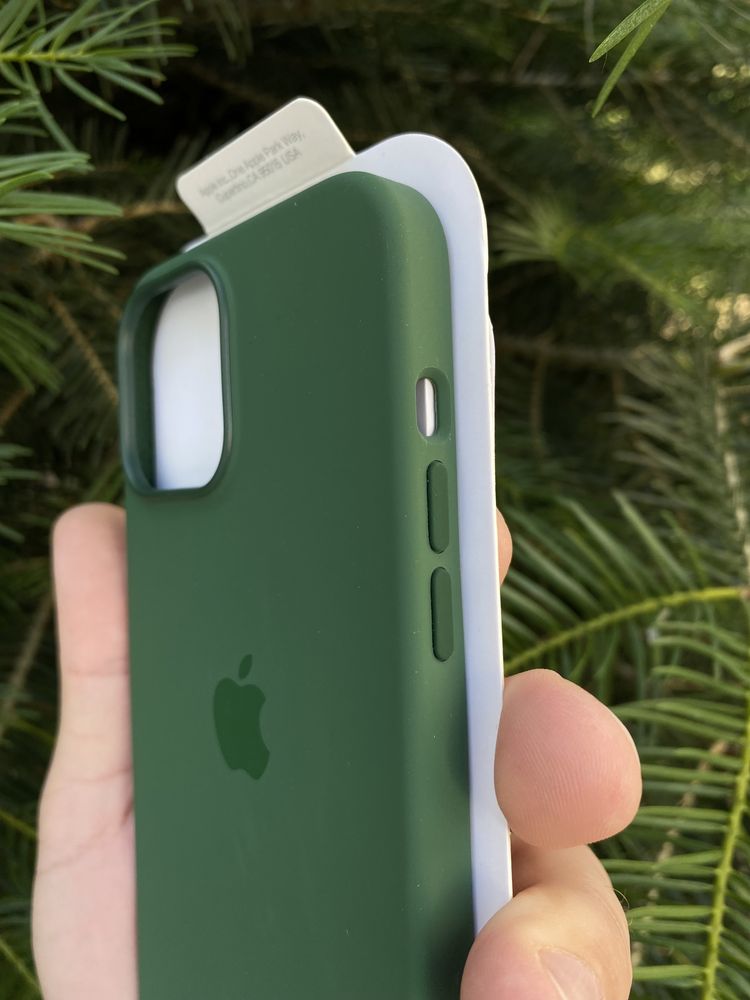 Nowość Silikonowe etui z MagSafe do iPhone’a 13 Pro Max