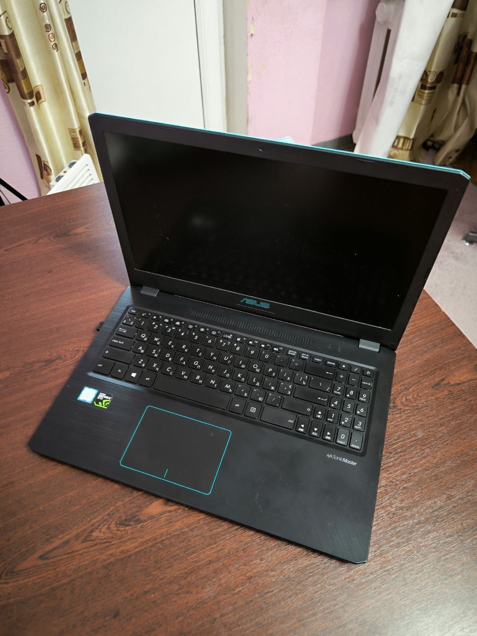 Ноутбук Asus X570UD / NVIDIA Gtx 1050 4gb / SSD NVMe