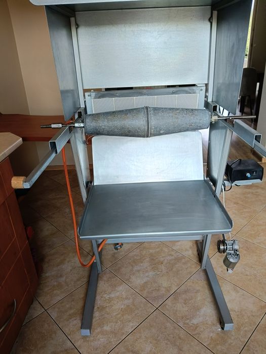 Opiekacz do sękaczy piec