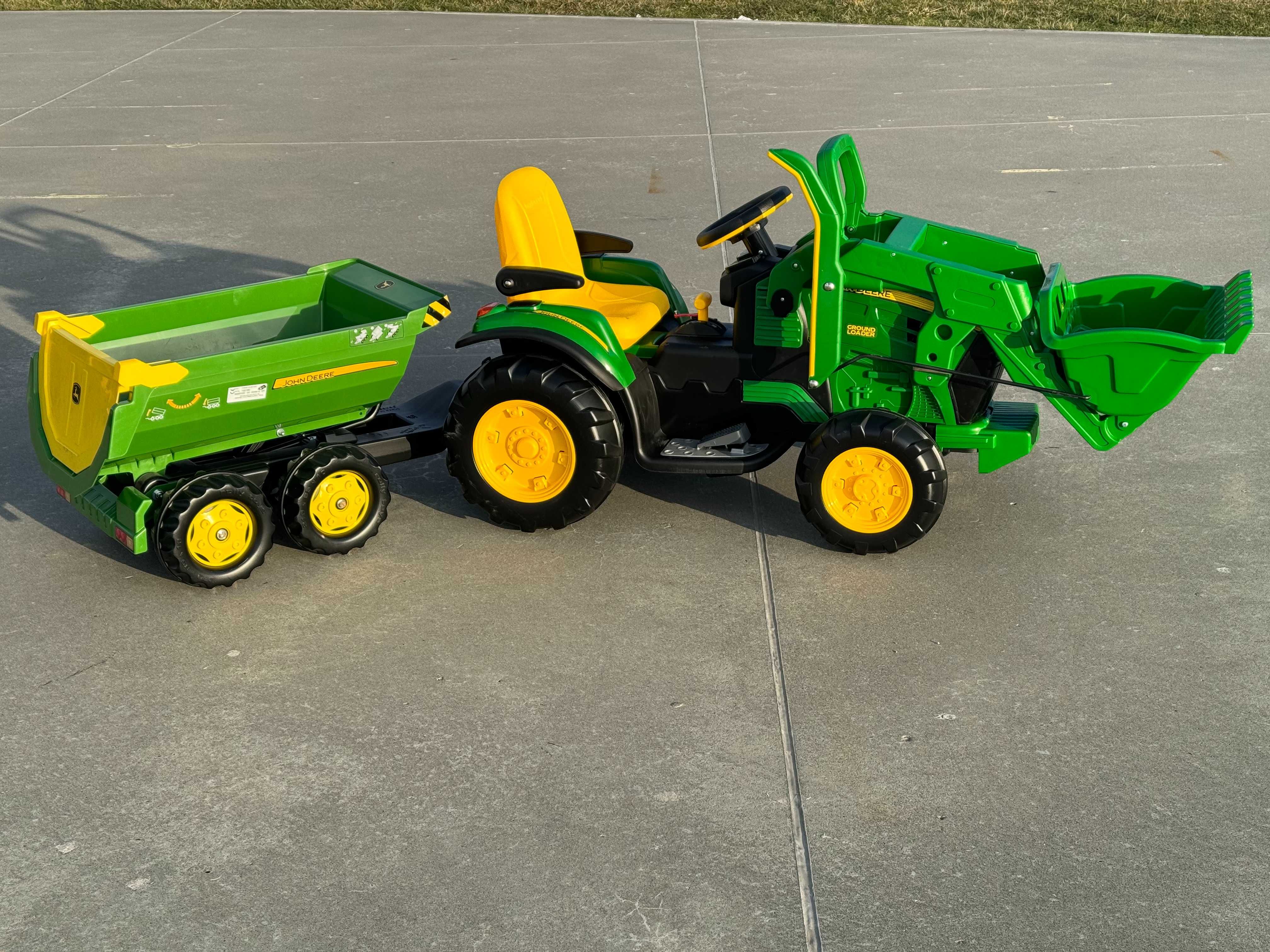 Traktor JOHN DEERE + koparka przyczepa zaczep NOWY zestaw Peg perego