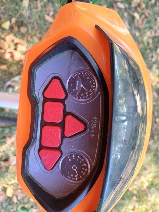 Велосипед детский  трёхколёсный Azimut Trike