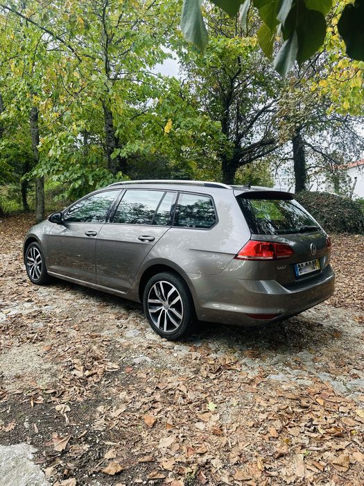 VOLKSWAGEN Golf Carrinha