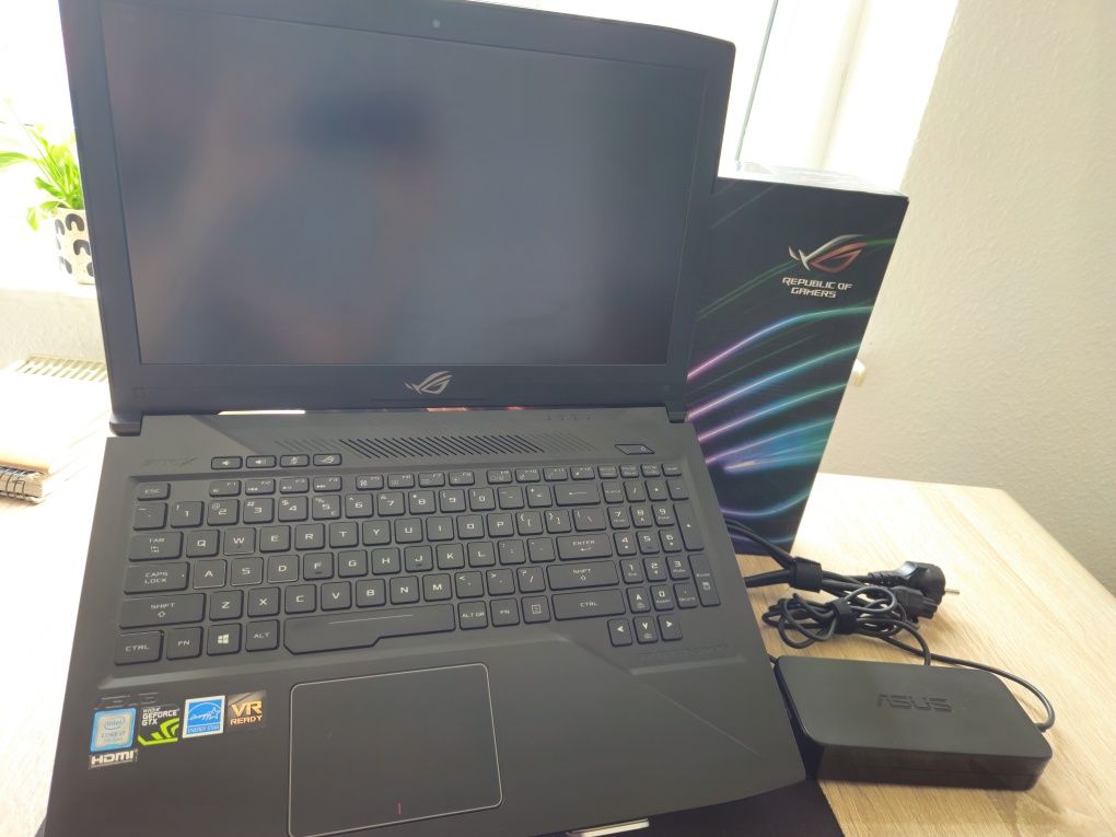 Laptop Asus ROG Strix GL503vm