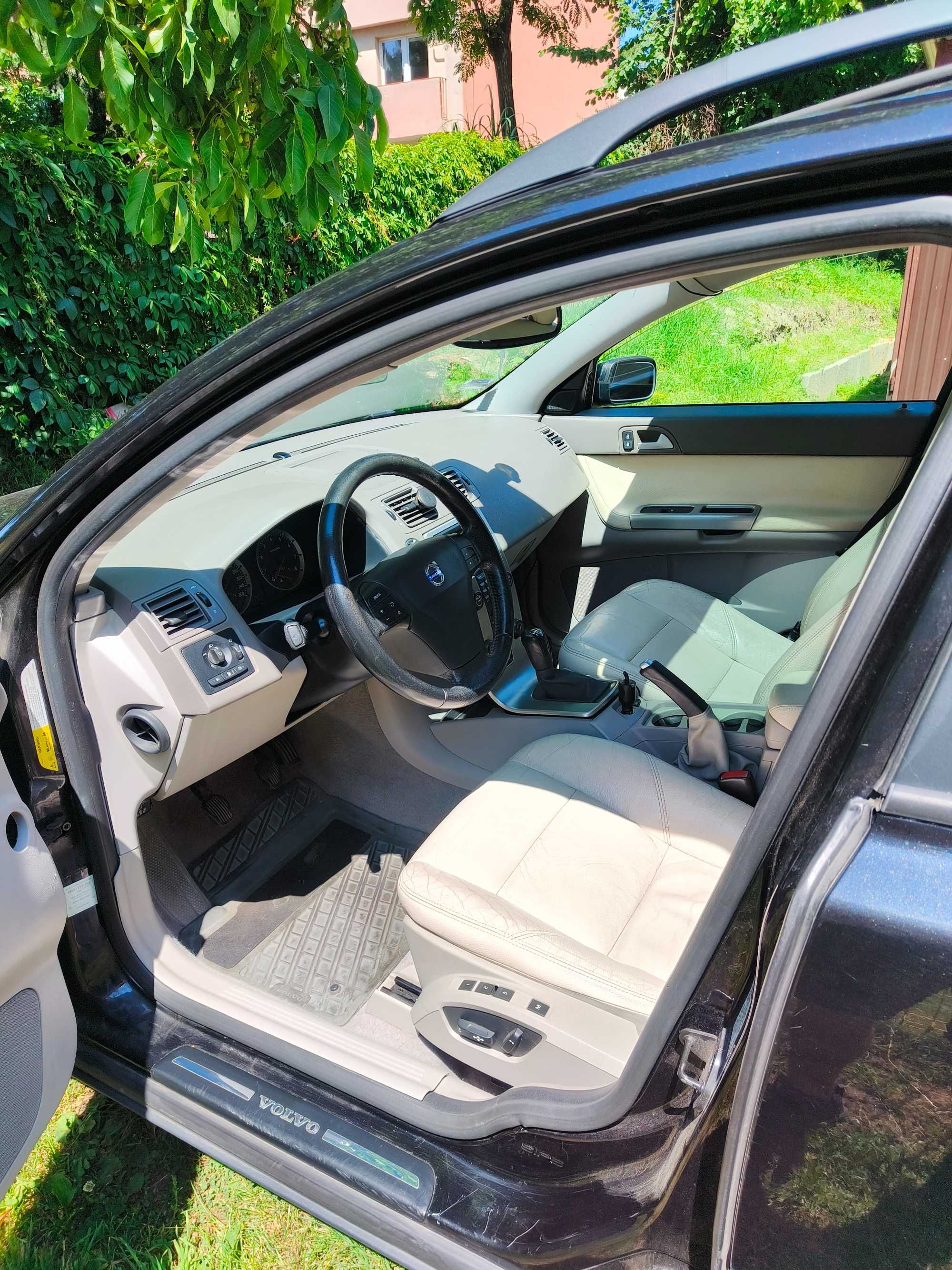 Volvo V50 T5 2.5T Manual