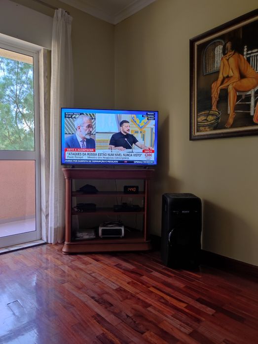 Televisão 43 polegadas Philips impecável