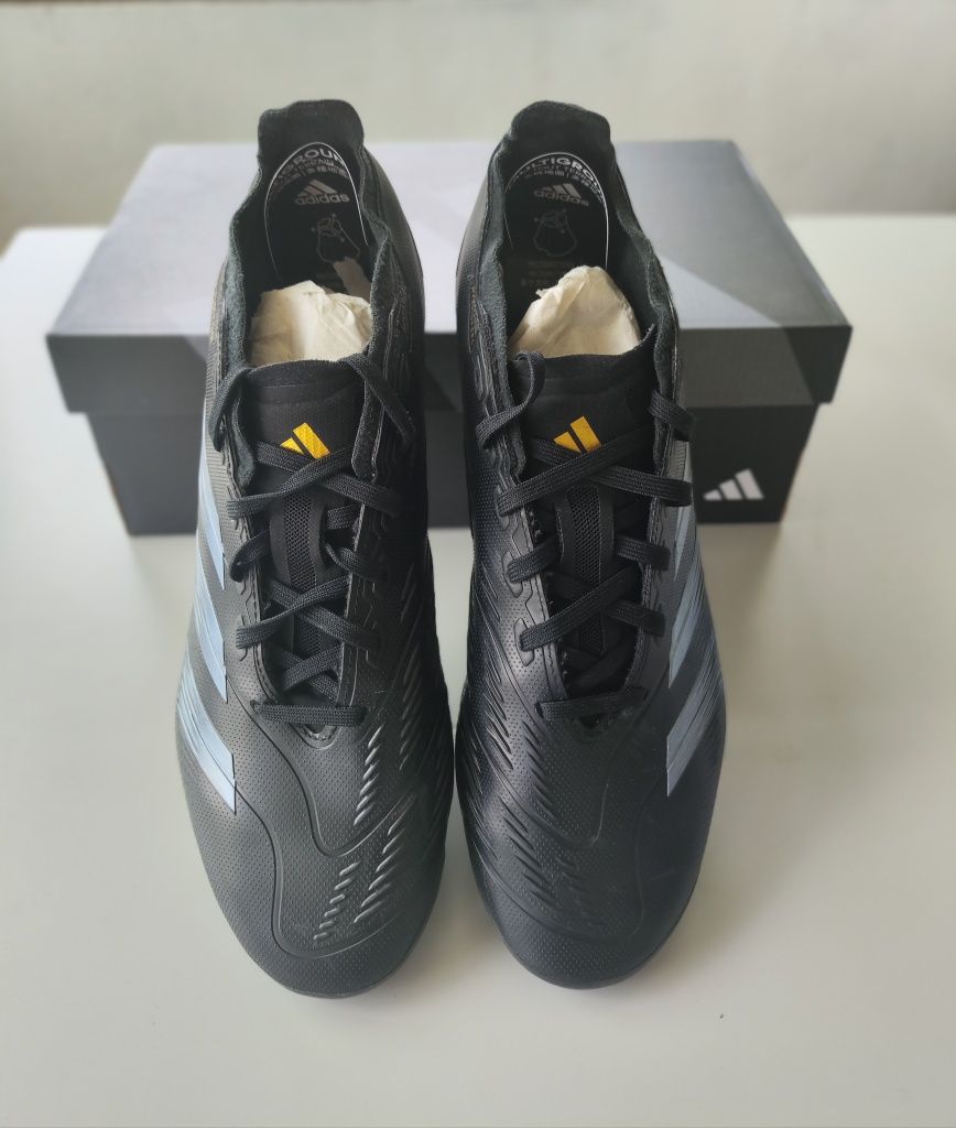 Chuteiras Predator League MG