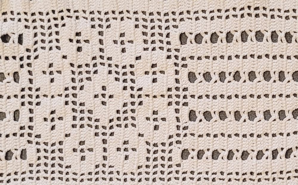 Zazdroska/ ozdoba okna 19x95 biała ręcznie dziergana