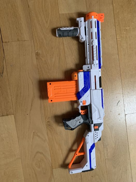 Pistolet Nerf Retaliator dla dzieci