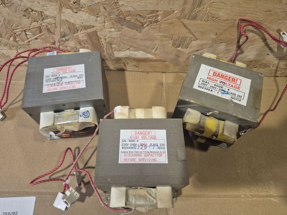 Transformator z mikrofalówki GAL 900E 4