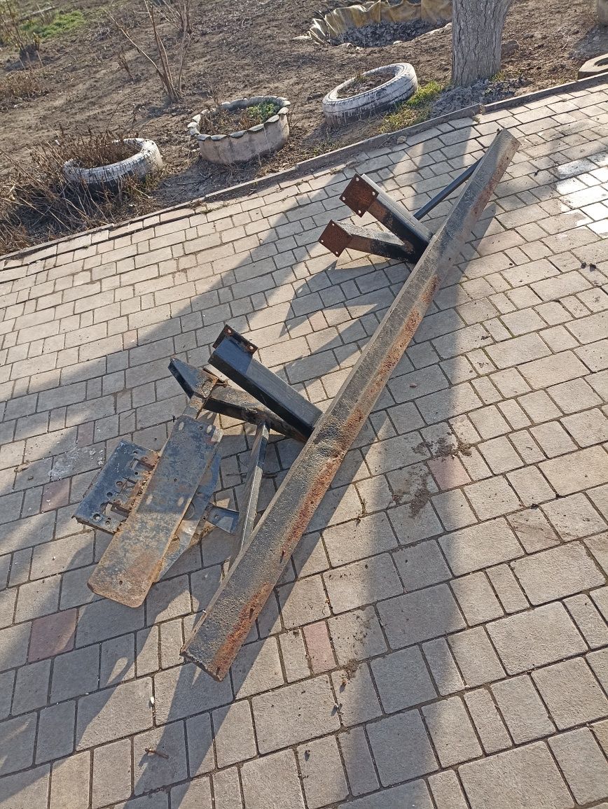 Отбойник автомобіля МАН