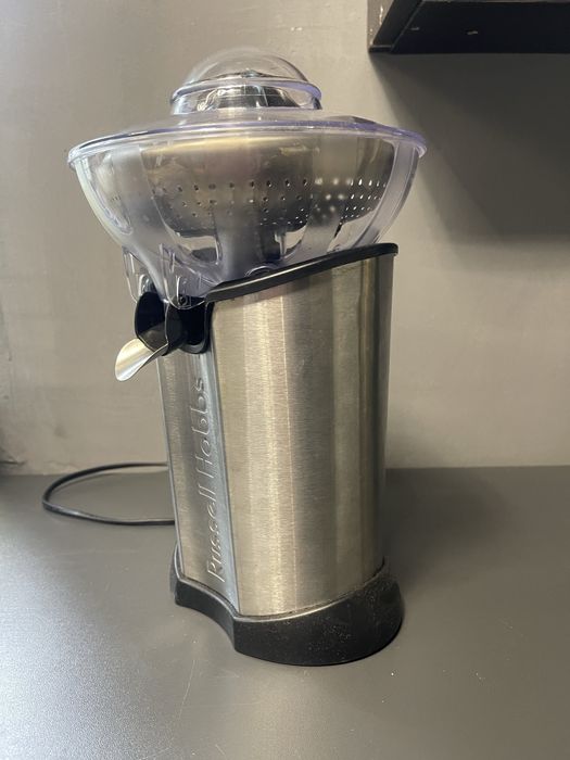 Соковижималка Russell Hobbs