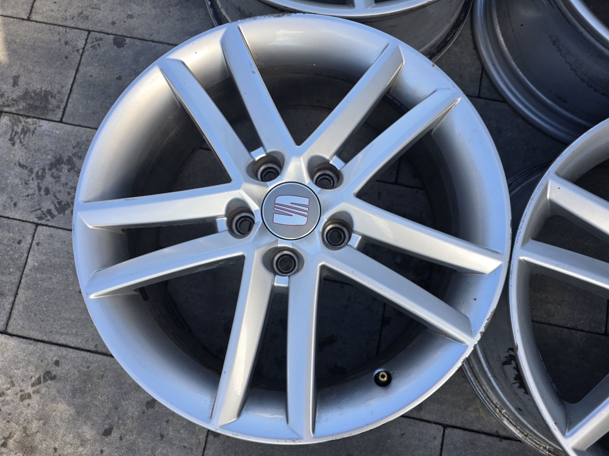 Alufelgi 17' seat Leon, altea