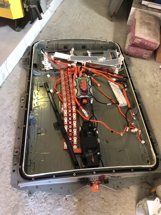 Nissan leaf аккумулятор , корпус батареї, BMS,проводка,консерви