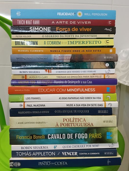 Vendo 20 livros em estado como novos