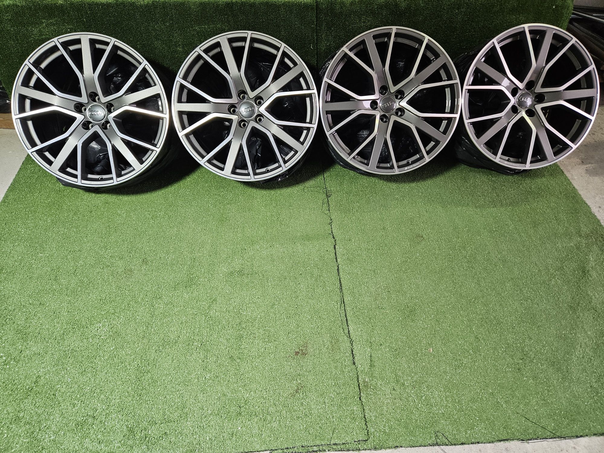 Sprzedam Alufelgi Orginalne Audi 5x112 20  Nowe  A4 A5 A6 A7 A8 Q5 Q7