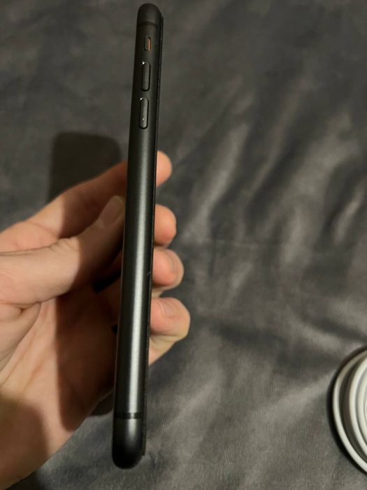 Iphone 11 black 64 gb