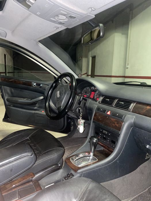 Audi A6 Avant 2.5 tdi de 2000