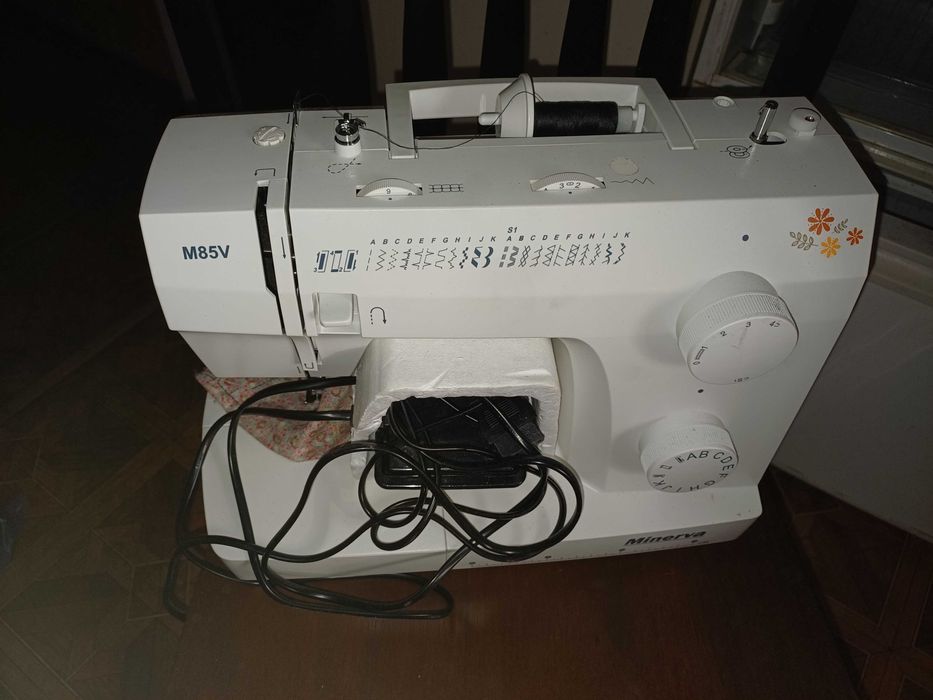 Швейная машинка Minerva M85V