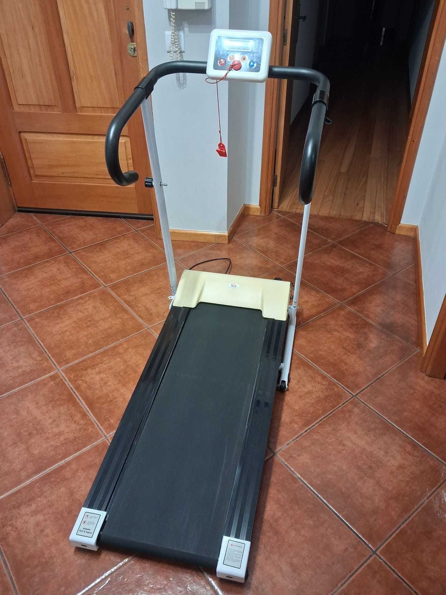 Vendo Passadeira