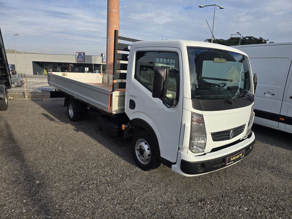 Renault Maxity 2.5 Turbo ( motor Nissan)