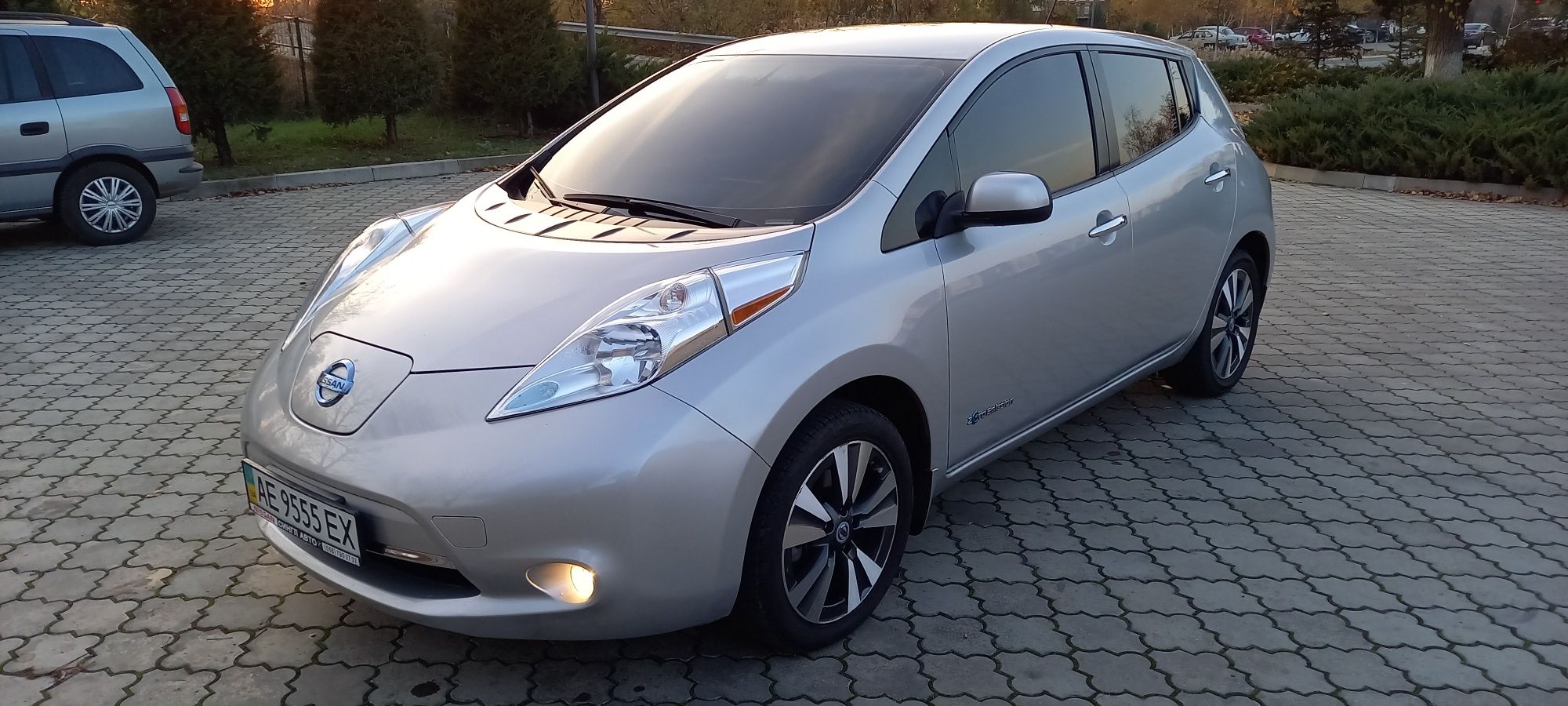 Nissan Leaf SV 24kw 2016. Продам