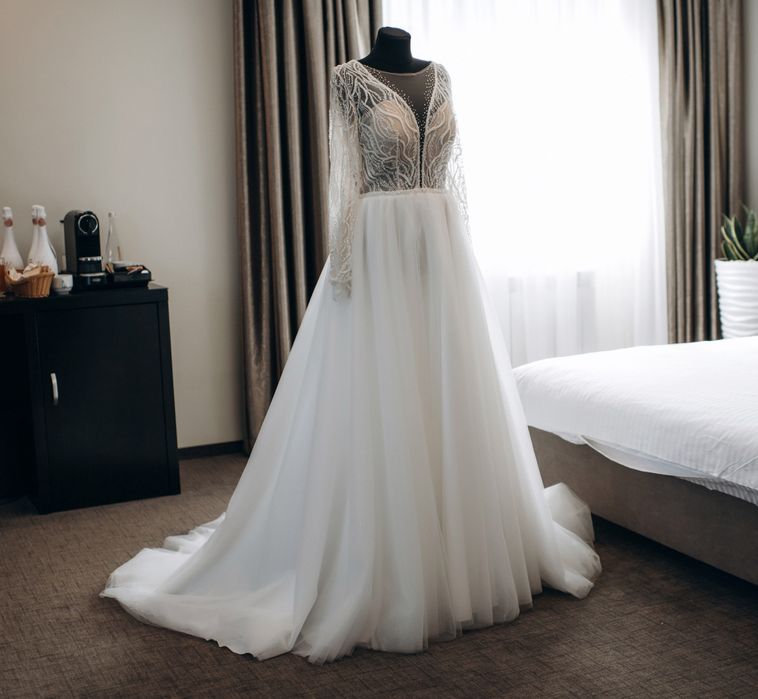 Продам свадебное платье, идеальное состояние.