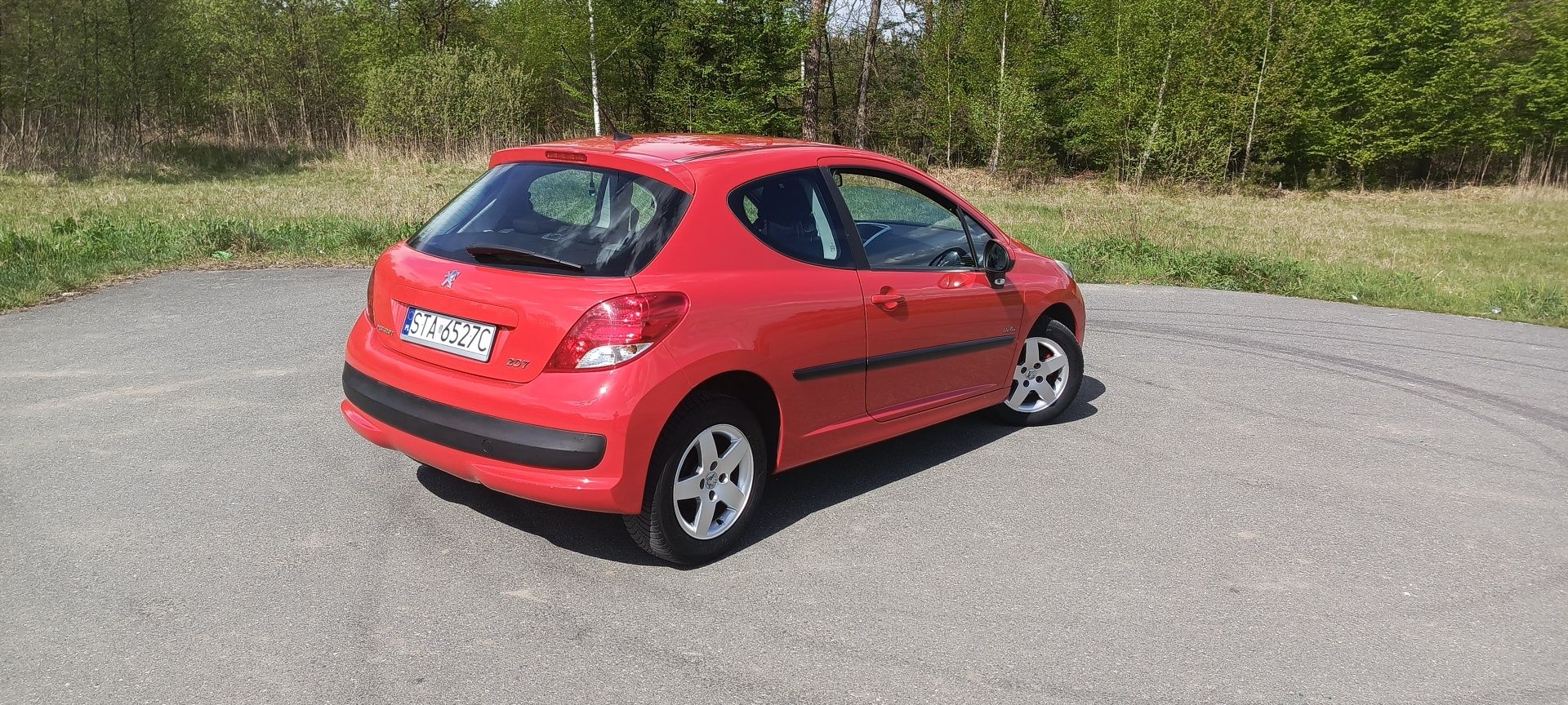 Peugeot 207 1.4 benzyna