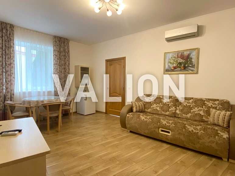 Продаж будинку 866 м2 з бассейном у центрі с.Шаян, Закарпатська обл