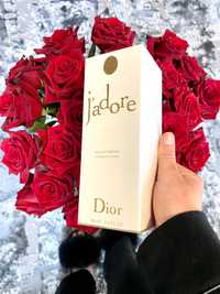 Парфумована вода для жінок Dior J'adore