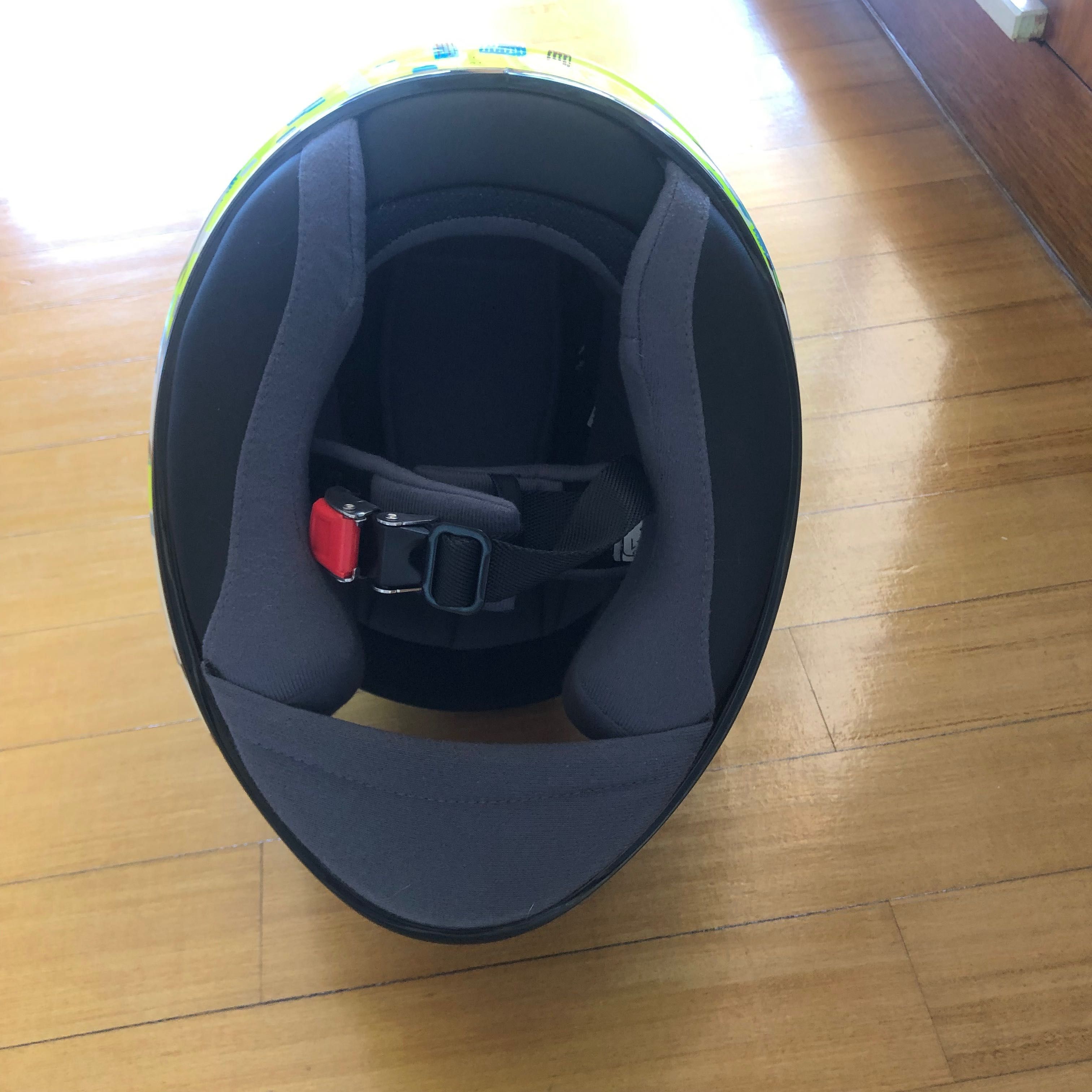 Capacete integral HJC para criança