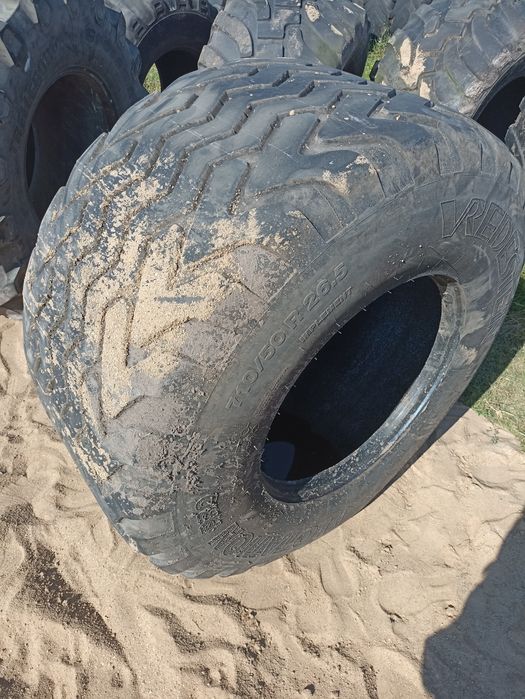 Opona jak Nowa vredestein 710/50 R - 26.5 (700/50) flotation pro