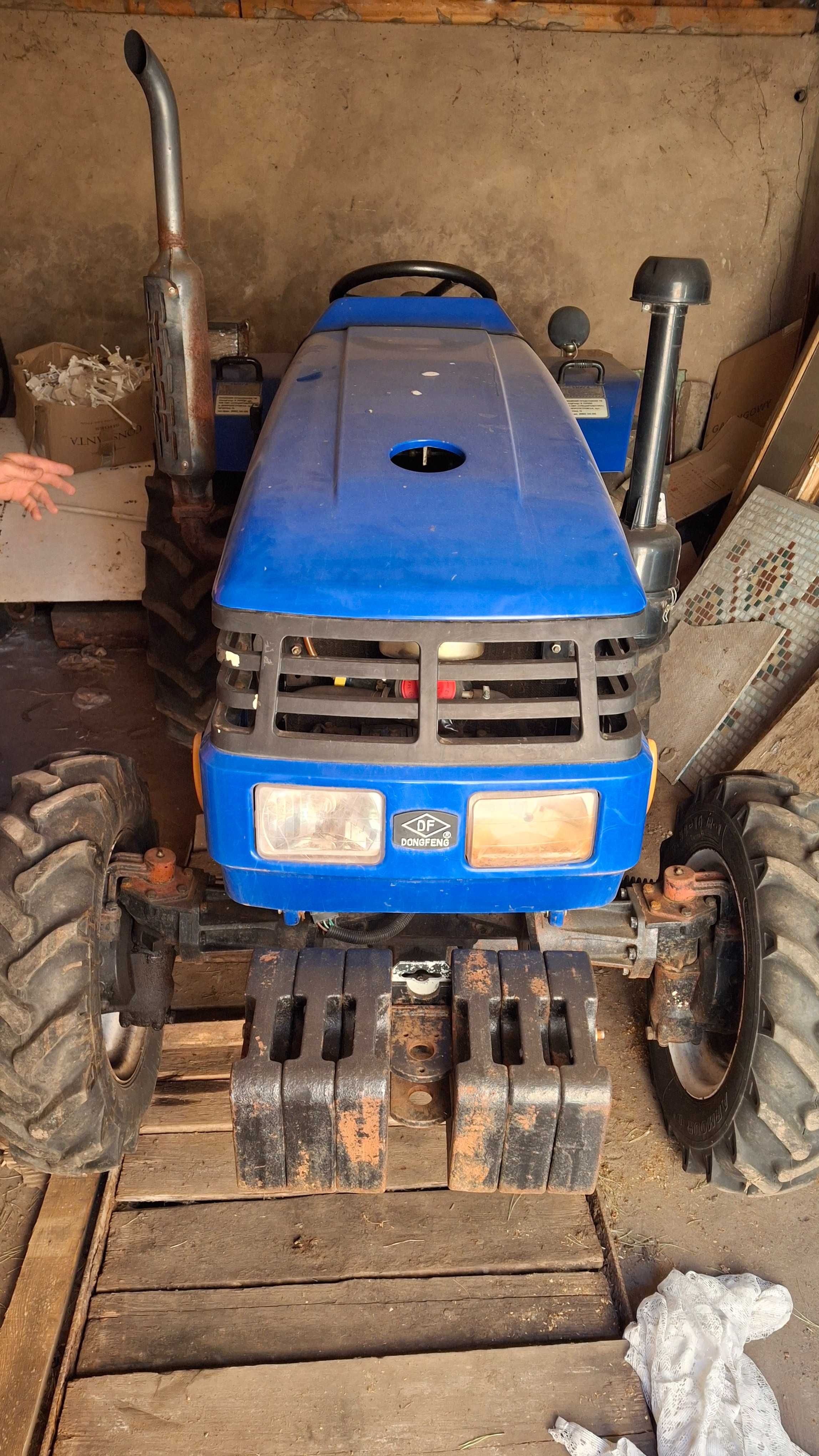 Мінітрактор Dongfeng DF 354, 35 к.с.