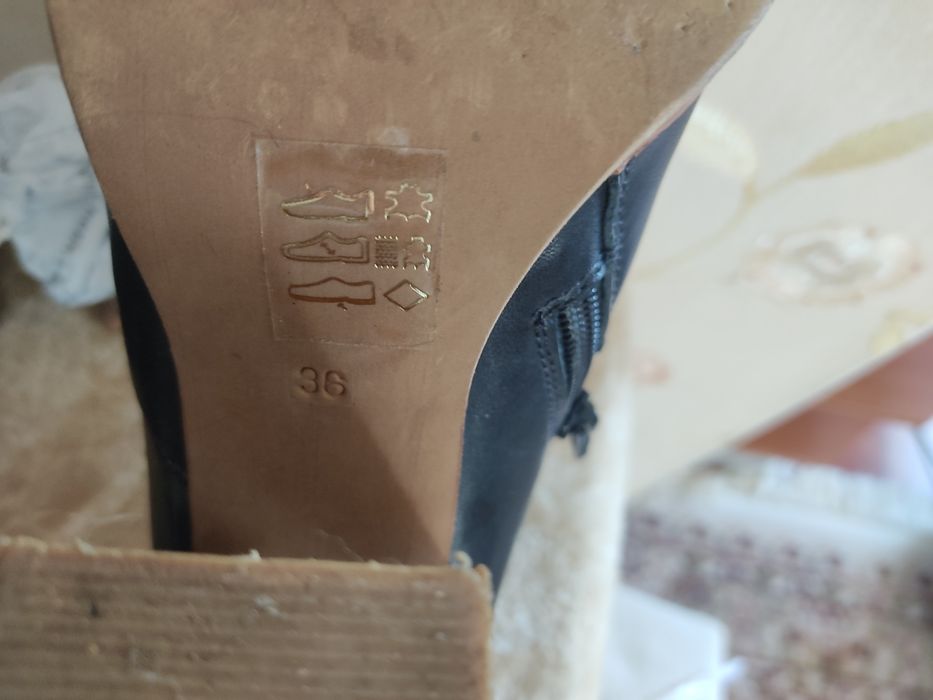 Botins pretos Eureko