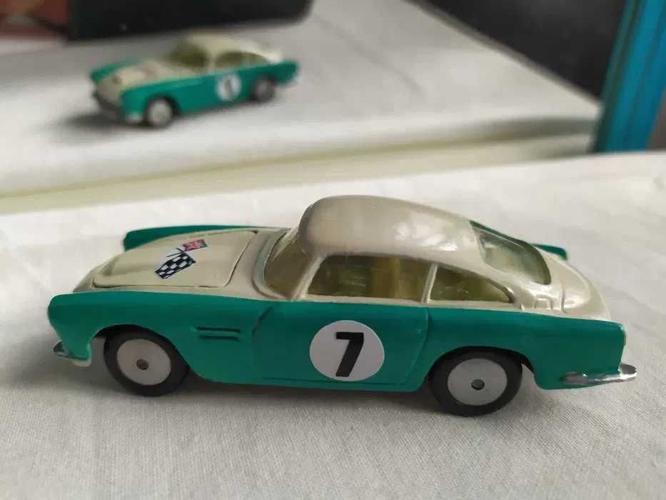 Corgi 309 Aston Martin de Competição - 1962 (c/ Caixa)