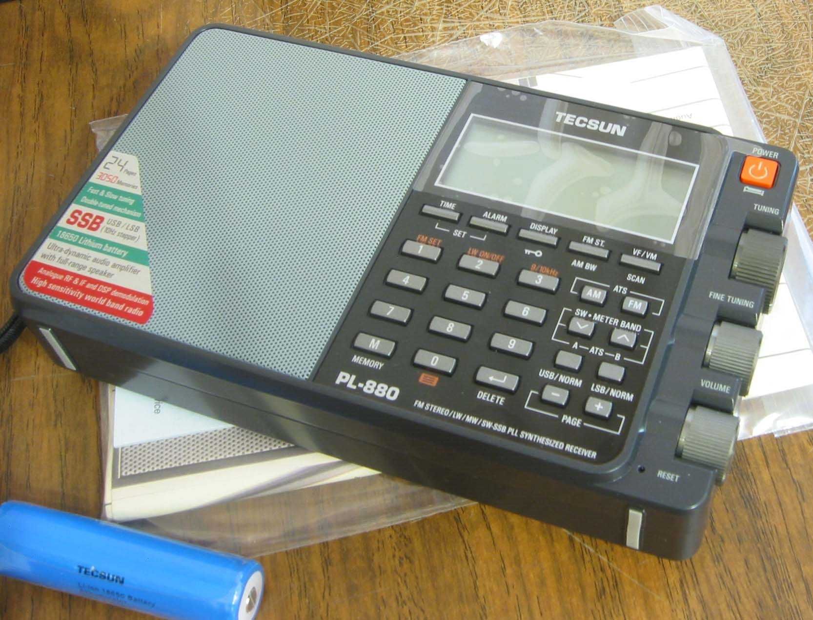 Tecsun PL- 880 совершенно новый не использовался