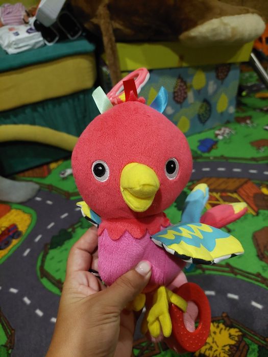 Іграшка на коляску