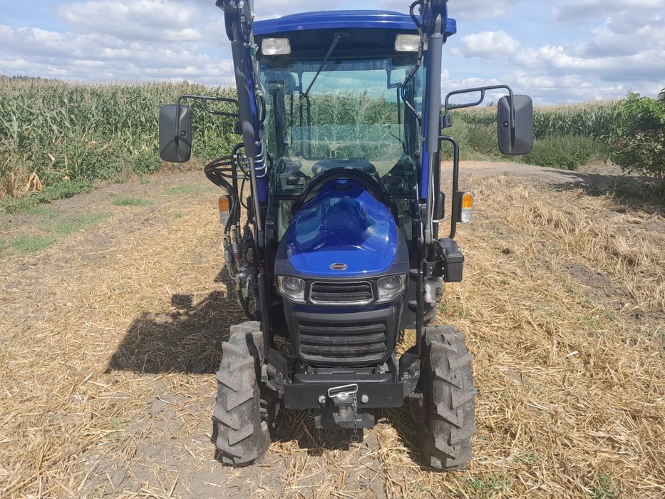Ciągnik Farmtrac 30