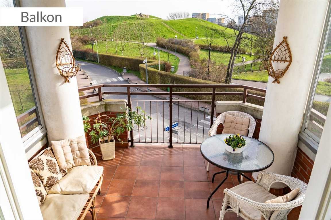 Apartamment do wynajęcia 135m2, 5 pokoi, metro Ursynów, garaż
