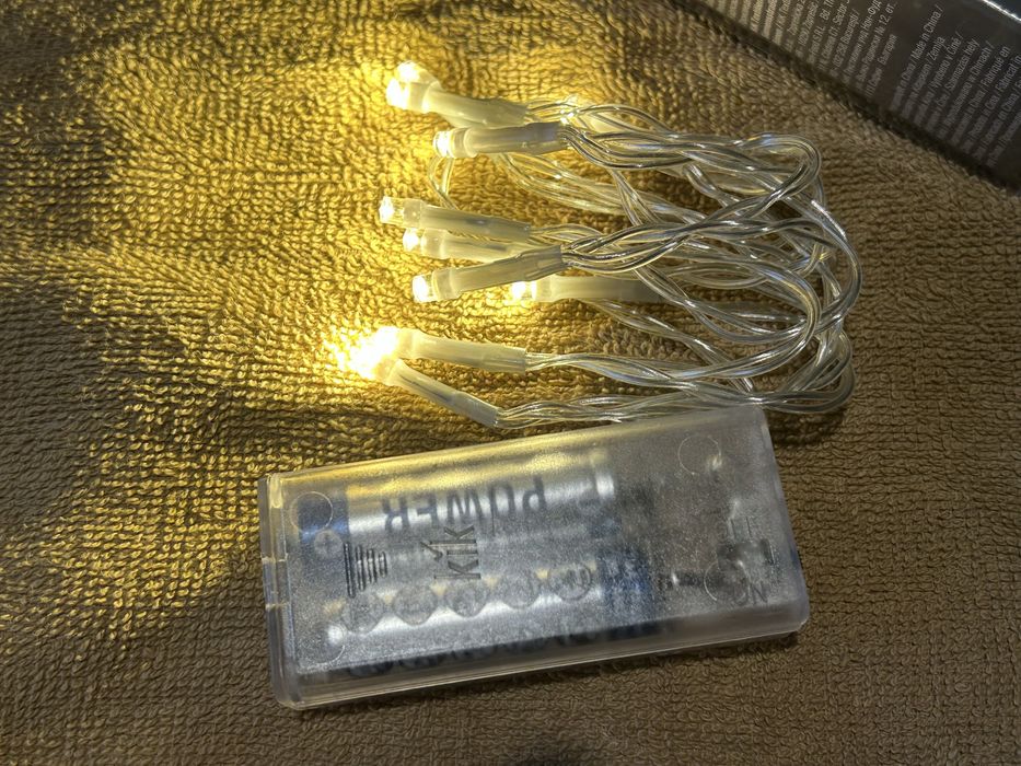 Гірлянди, світильники