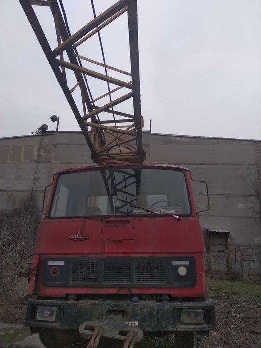 Автокран  СМК-101А з синхронним генератором