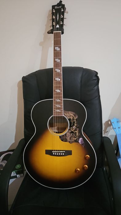 Cort Retro com Fishman