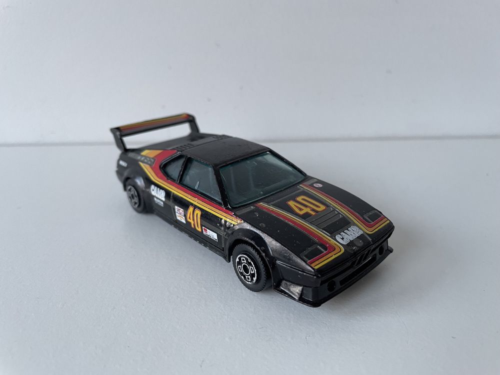 45. Model BMW M1 1:43 BBurago Burago (nie maisto welly matchbox)